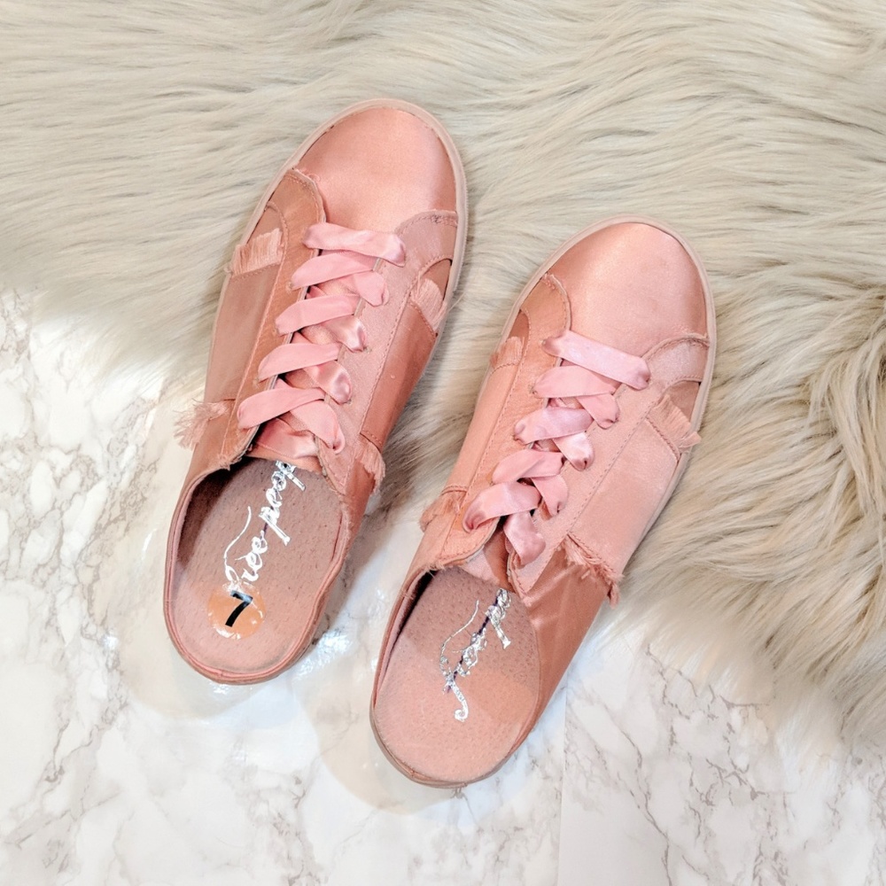 FREE PEOPLE Naples Slip-On Sneaker Pink Satin - Picture 5 of 6